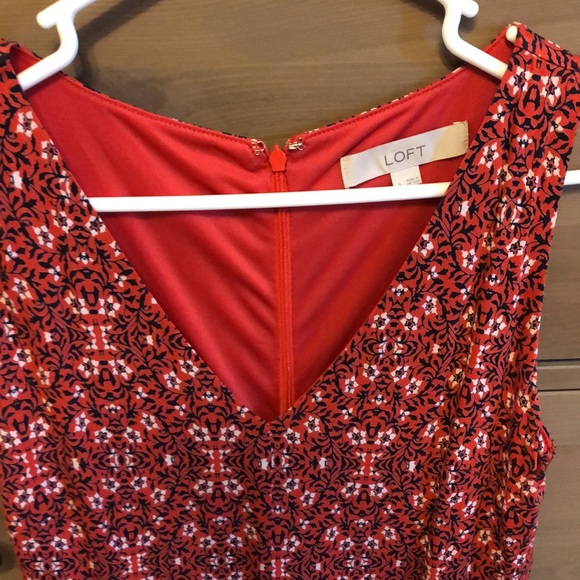 Reddish orange sleeveless flowered dress Small - Picture 2 of 3